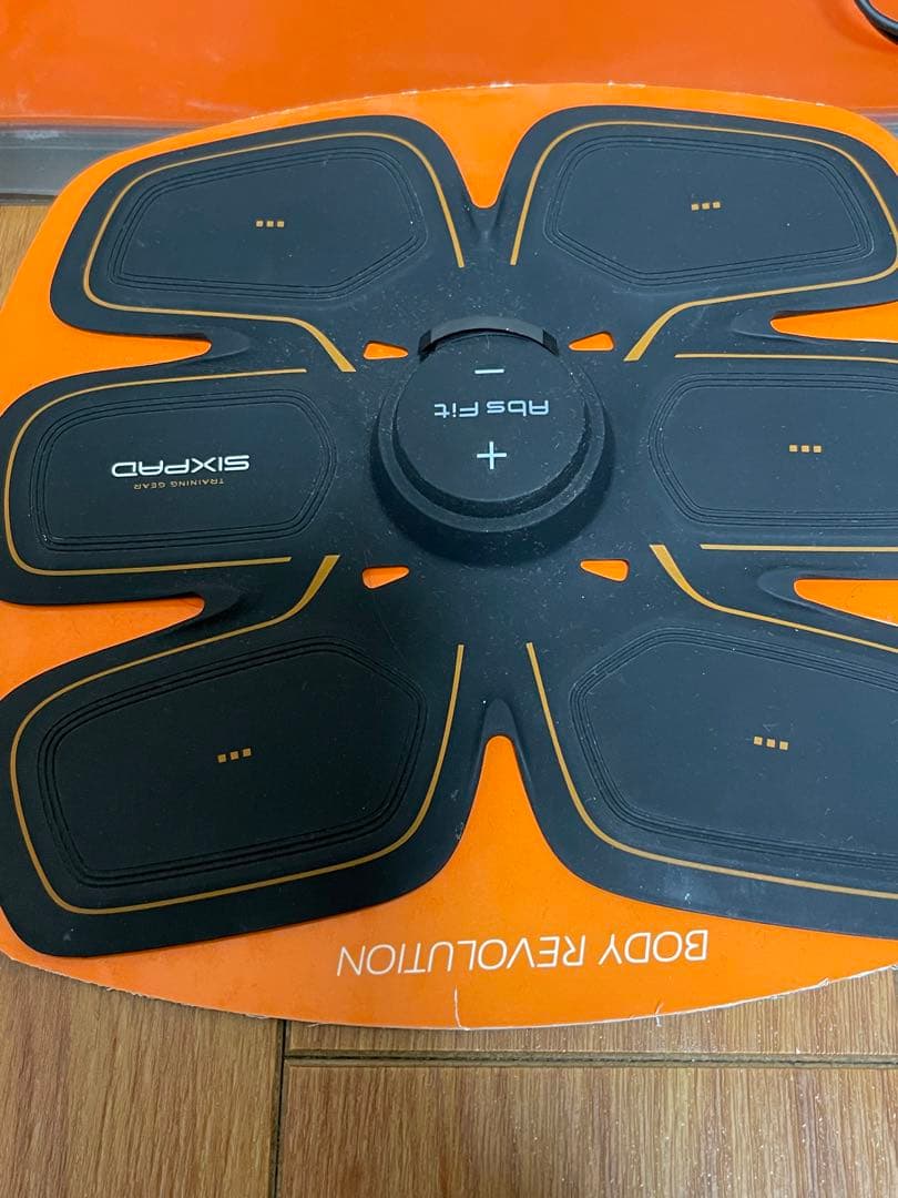 シックスパック　8000円