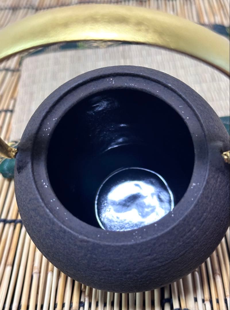 新品　菊地保寿堂　奥山清行デザイン　和鉄ポット　まゆSS 鉄急須　南部鉄瓶