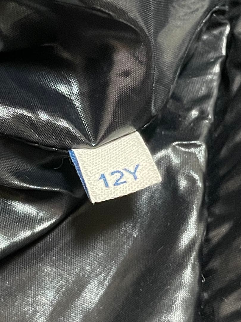 k　　MONCLER ブラック ダウンジャケット