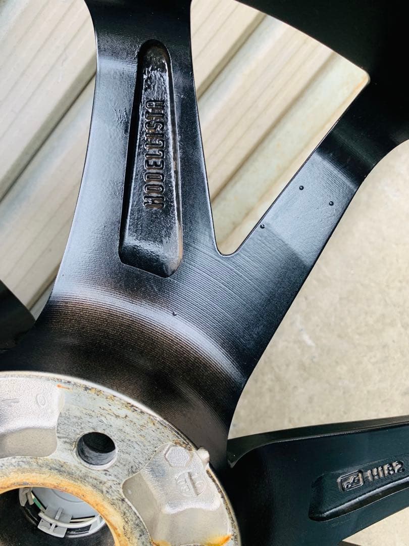 トヨタ 50系 プリウス モデリスタ ホイール、17インチ、タイヤ4本セット。