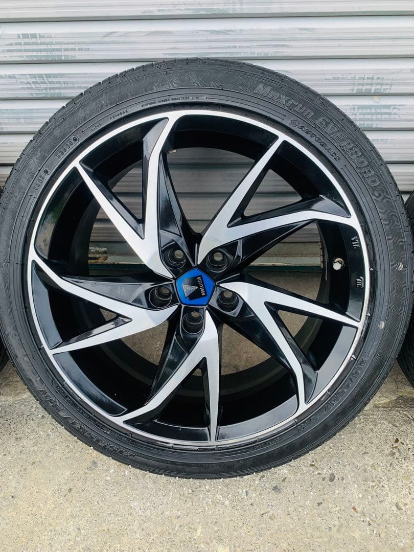 トヨタ 50系 プリウス モデリスタ ホイール、17インチ、タイヤ4本セット。