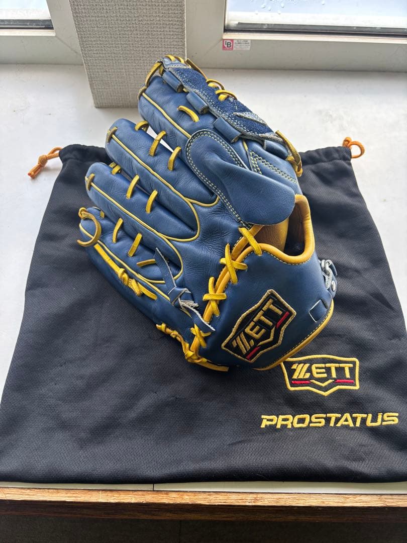 ZETT プロステイタス　軟式オーダーグラブ　（投手用）