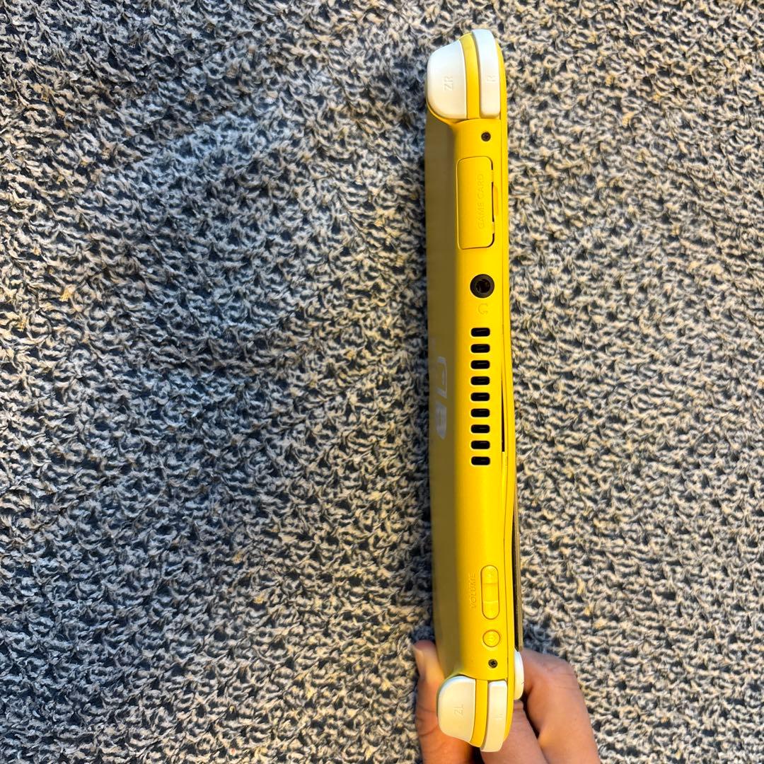 Nintendo Switch Lite イエロー 本体 ACアダプター付き箱有