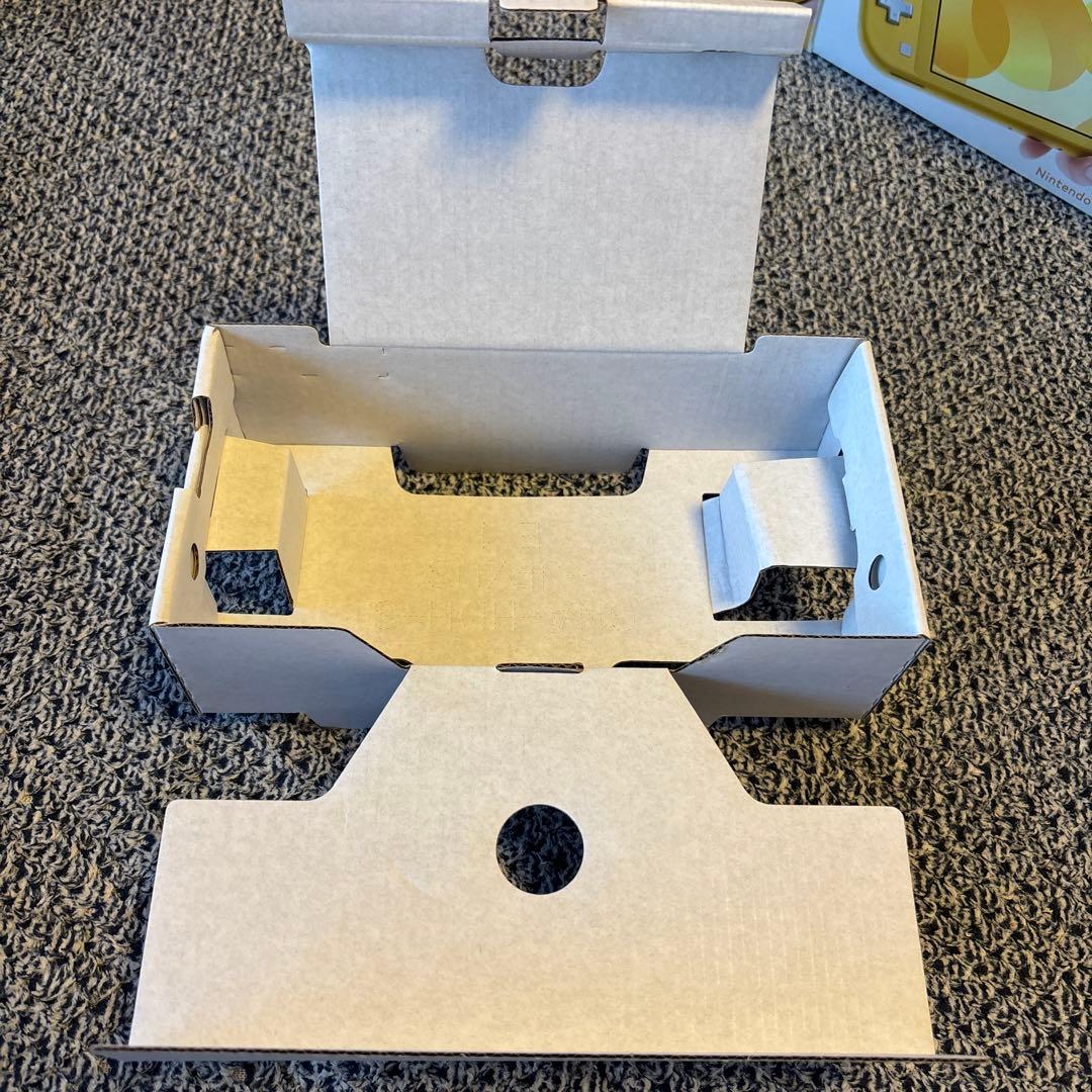 Nintendo Switch Lite イエロー 本体 ACアダプター付き箱有