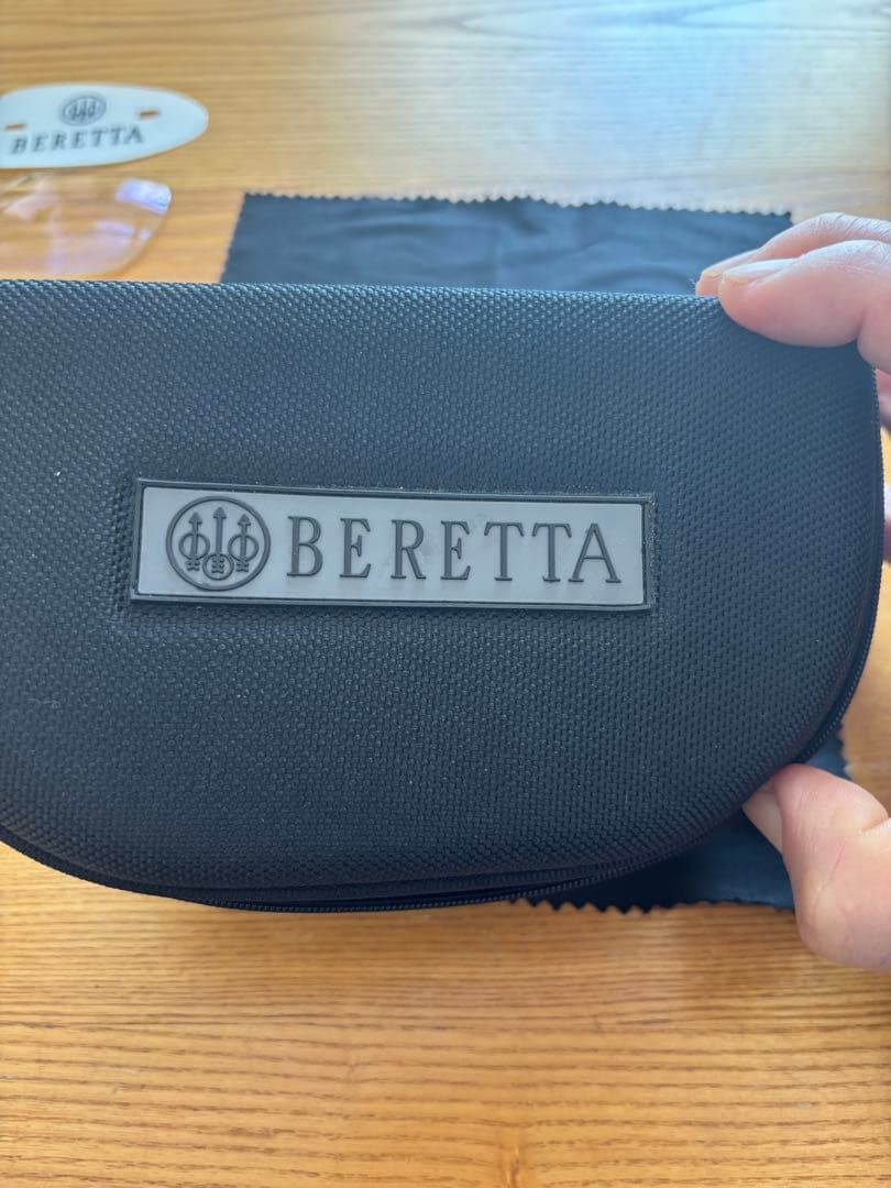 ゆーじぃー　射撃シューティングBERETTA サングラス 交換レンズ付き