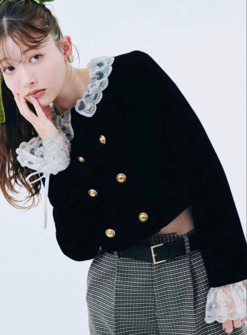 スカラップビジューアタッチドジャケット