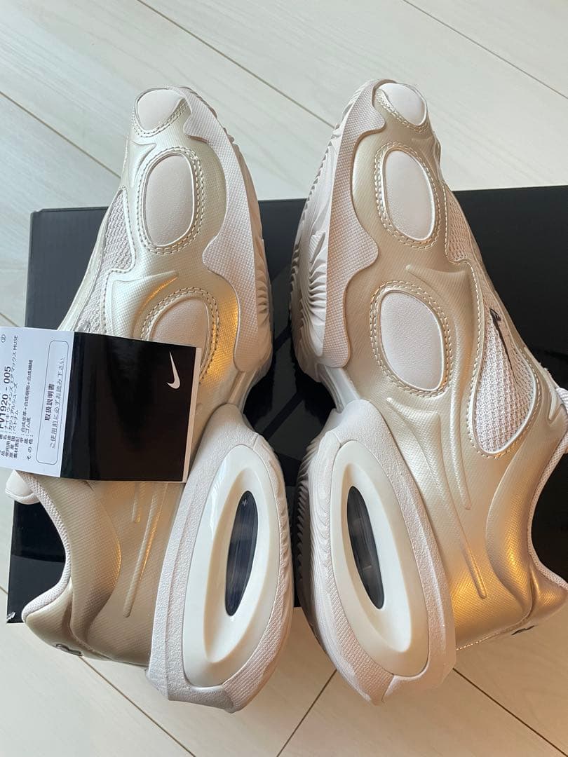 新品 タグ付 NIKE エア マックス ミューズ ナイキ 25cm