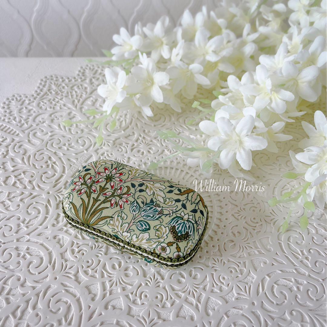 【ナエ】ウィリアムモリス／メガネケース.ミニアクセサリーケース