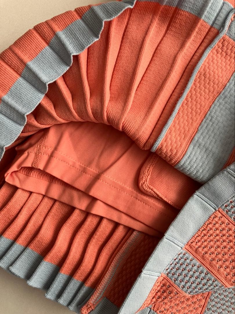 新品タグ付⛳️アディダスゴルフ激カワ　ニット&スカートセット　S