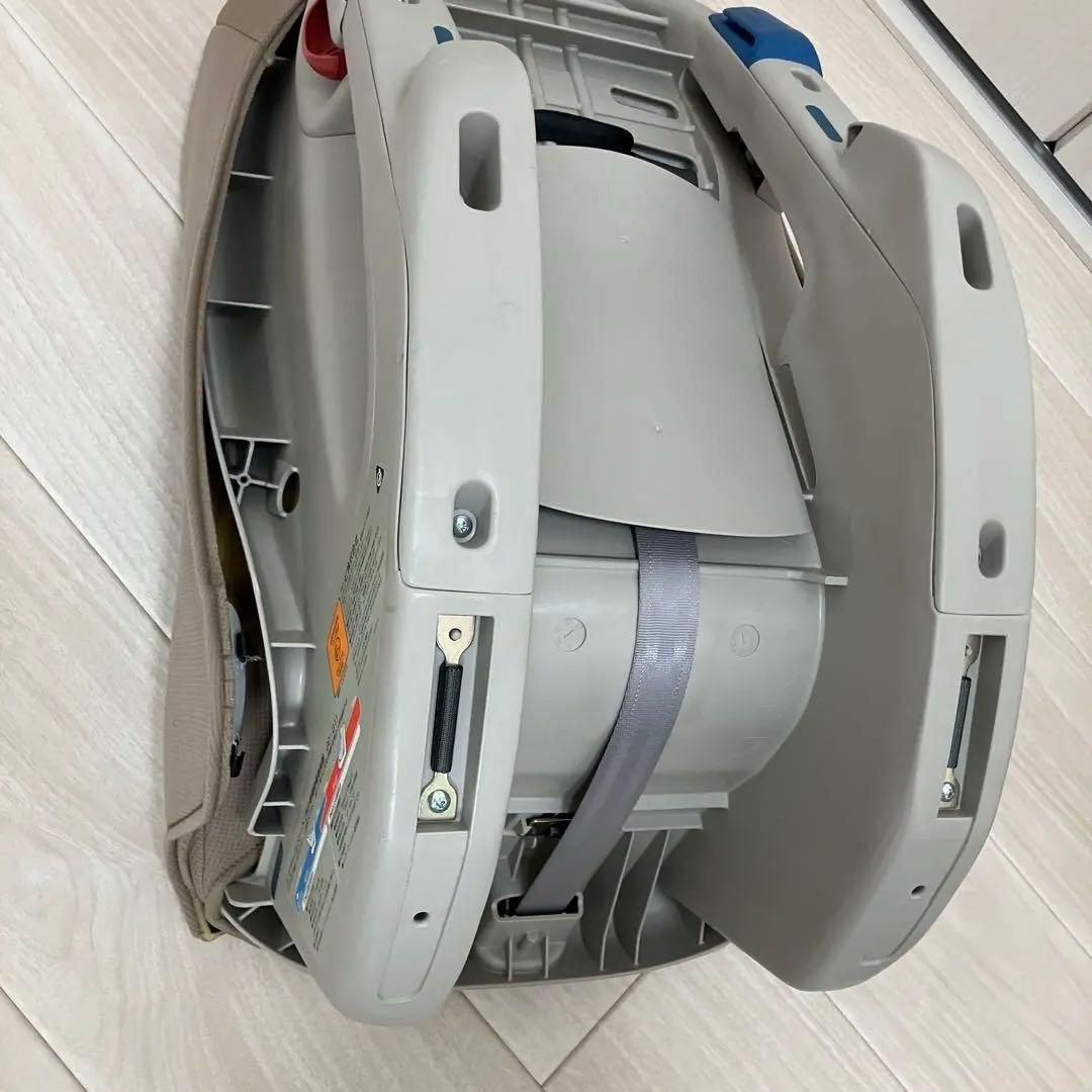 Combi コッコロ S UX チャイルドシート ヘーゼルナッツ ベージュ