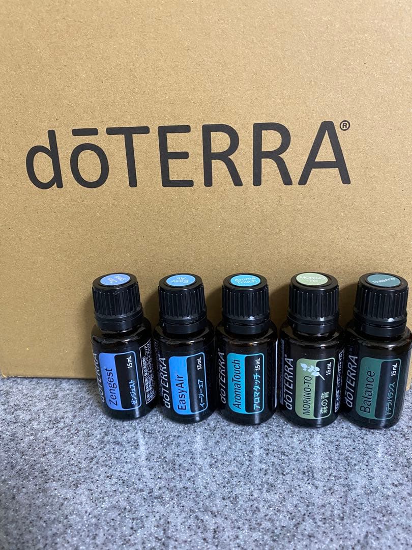 ドテラ　【正規品】　エッセンシャルオイルセット　ココナッツオイル　事典　付き
