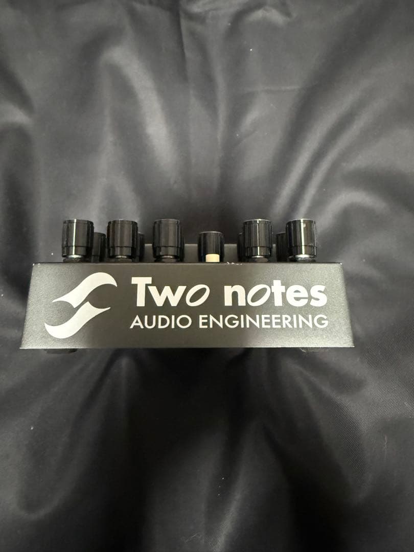 Tow notes Le Bass ベースエフェクター