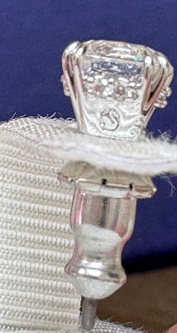 【かぶとむし様】Swarovski スタッドピアス