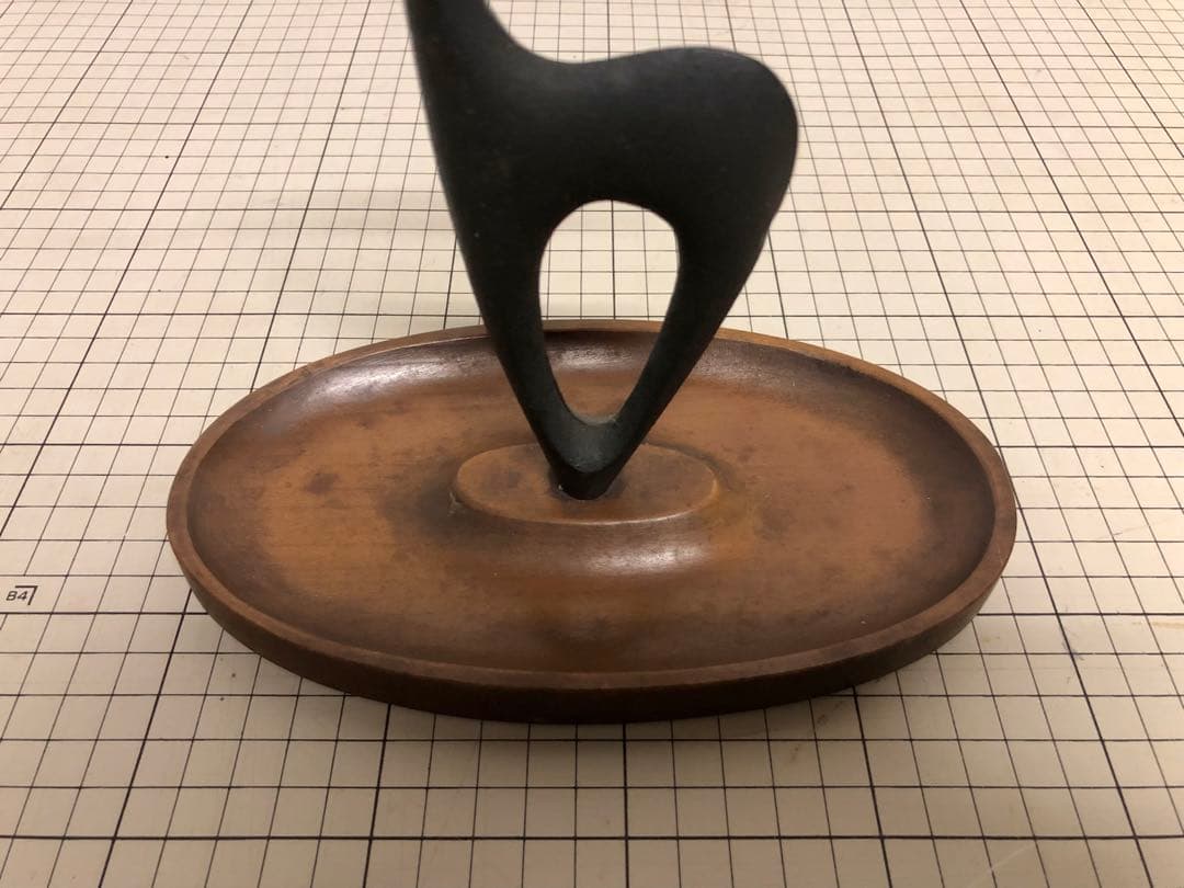 南部鉄器の鹿のトレイ　馬場忠寛プロダクトデザイン「ルームフレンド」シリーズ