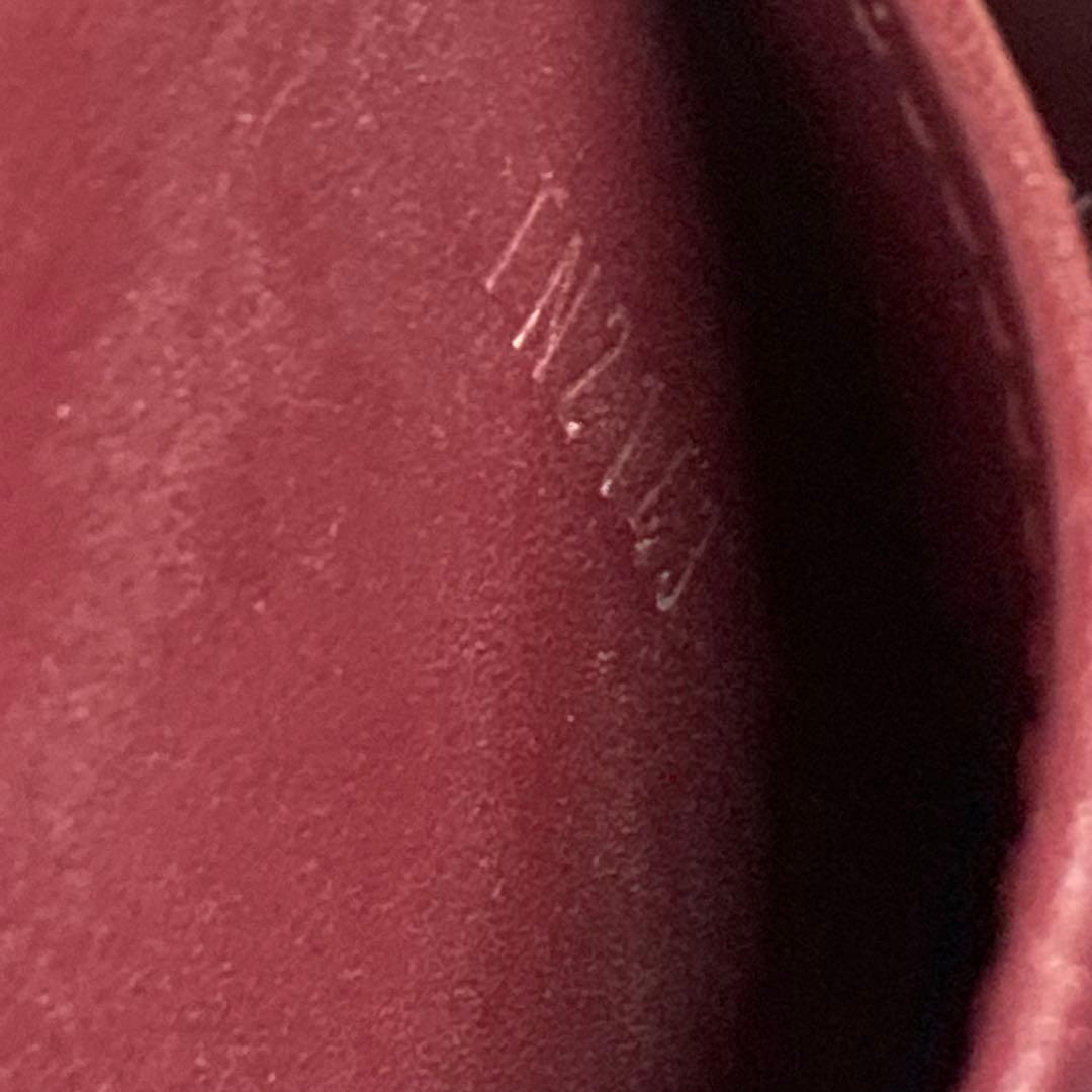 LOUIS VUITTON ヴィトン モノグラムヴェルニ ポルトフォイユ サラ