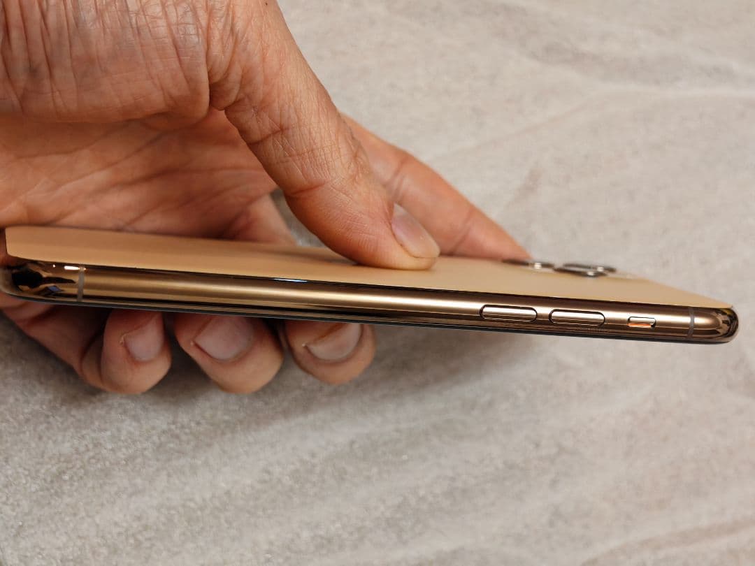 iPhone 11 pro 64gb simフリー超綺麗