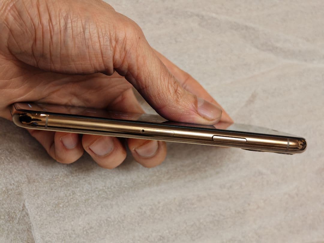 iPhone 11 pro 64gb simフリー超綺麗