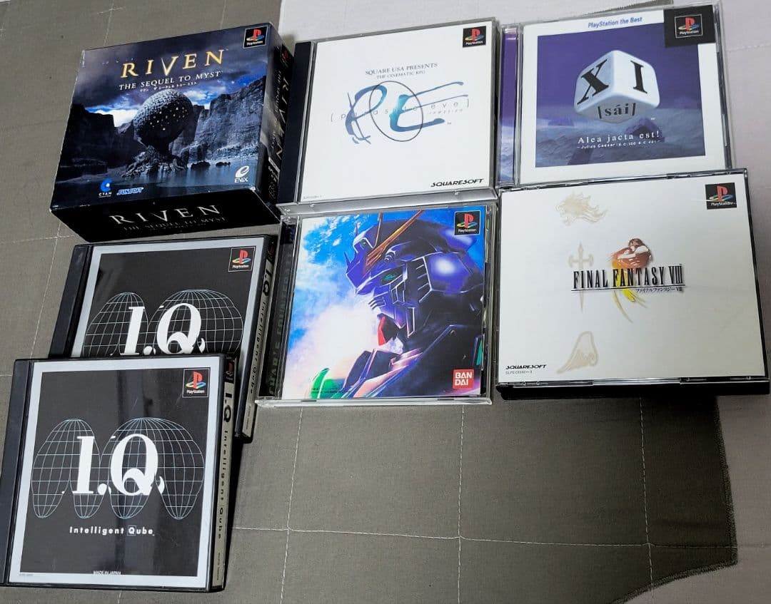 PlayStation　プレイステーション　ゲーム　機器　ディスク　メモリーカー