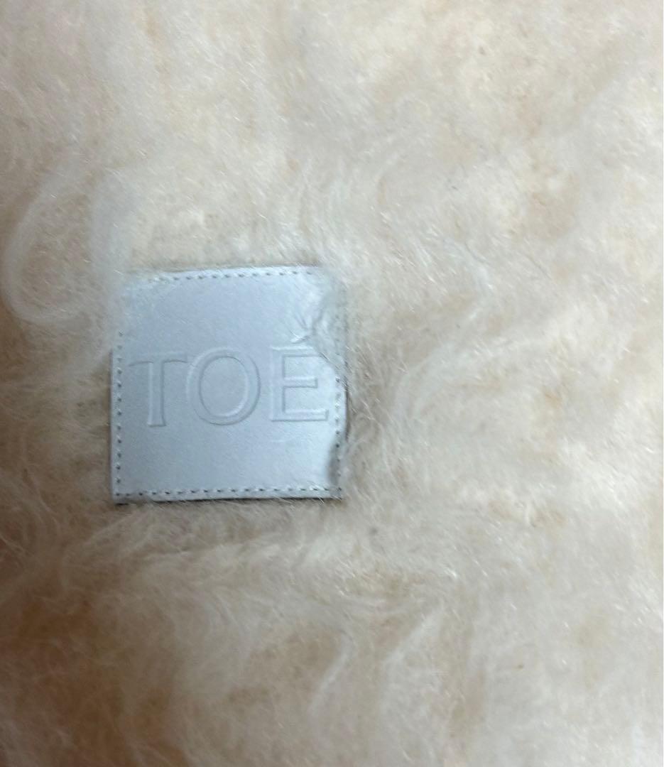 the toe PIGALLE SHAGGY MUFFLER ホワイト