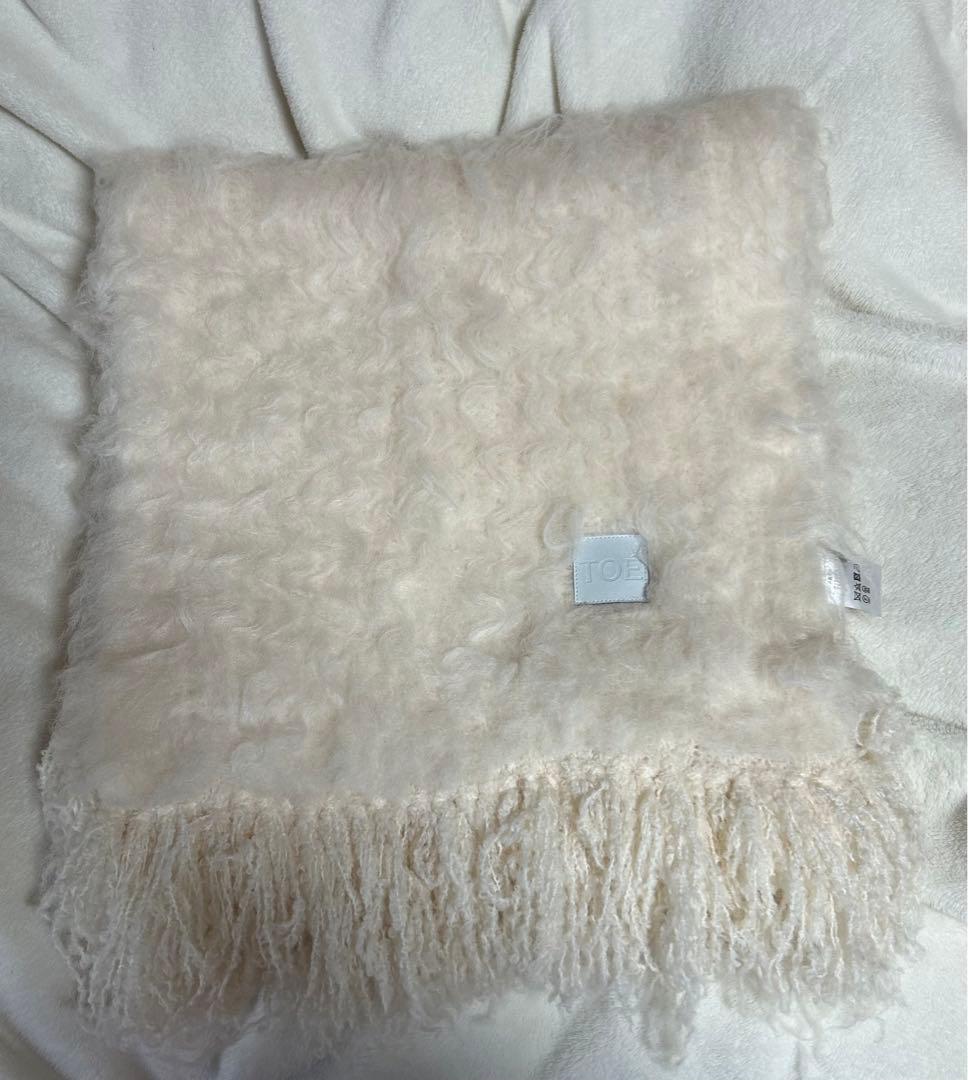 the toe PIGALLE SHAGGY MUFFLER ホワイト