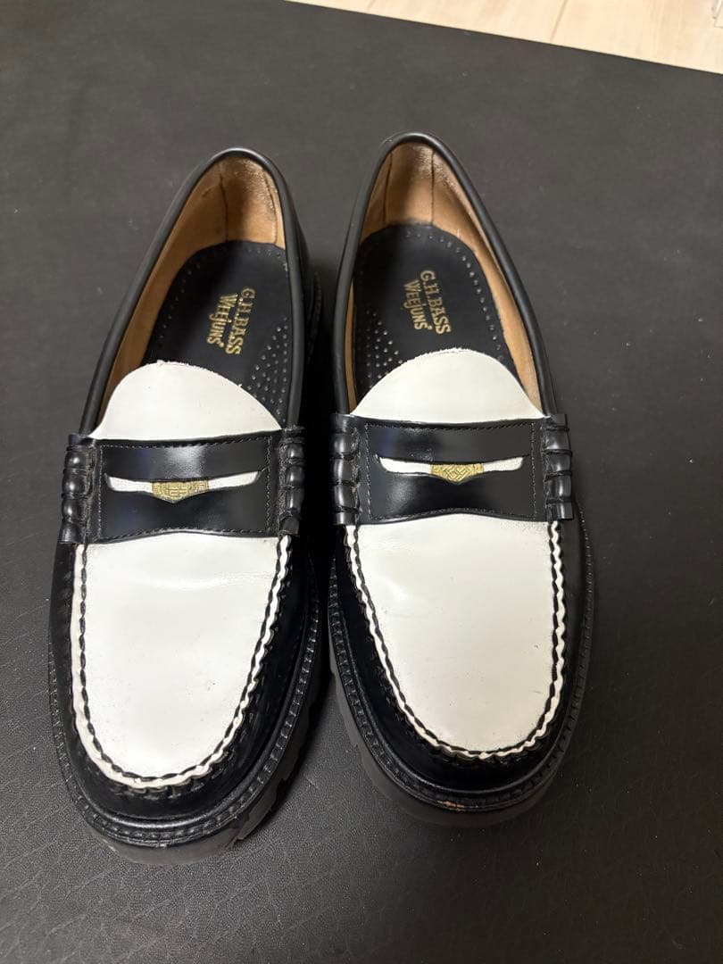 靴 G.H.BASS 11010H LARSON / BLACK & WHITE