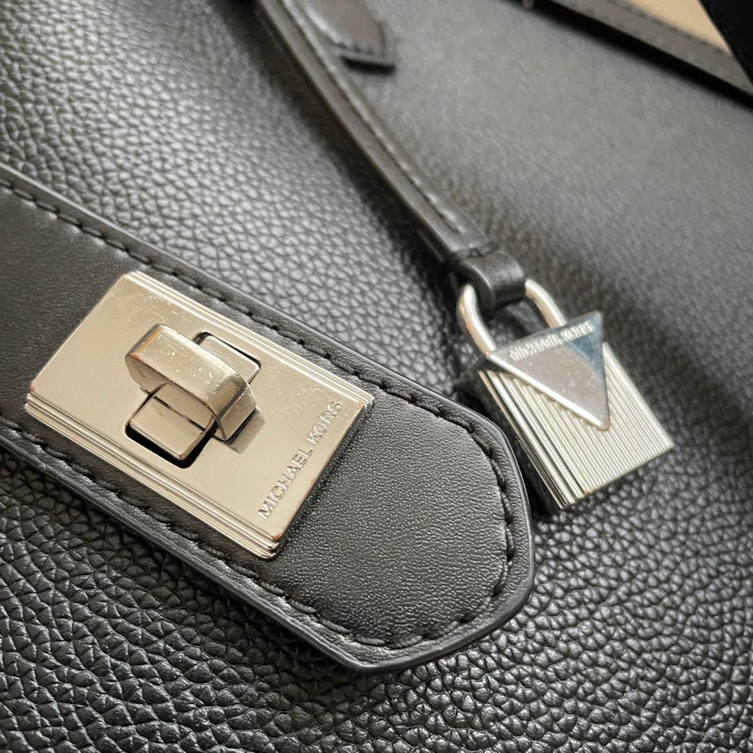 いろはさま専用:MICHAEL KORS ブラックトートバッグ