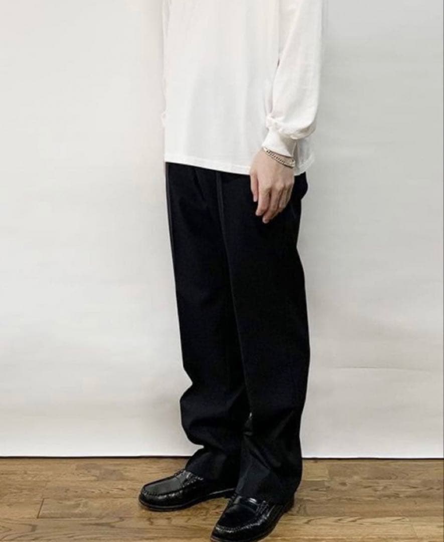 パンツ LIGHT WOOL MAX GABARDINE SLACKS