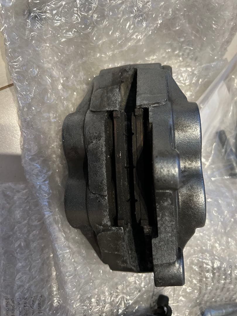 ゼファー1100 ブレーキフロントキャリパーセット