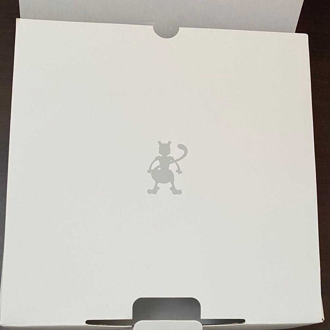 ①【ル・クルーゼ】ポケモン　テーブルウェア セット マスターボール