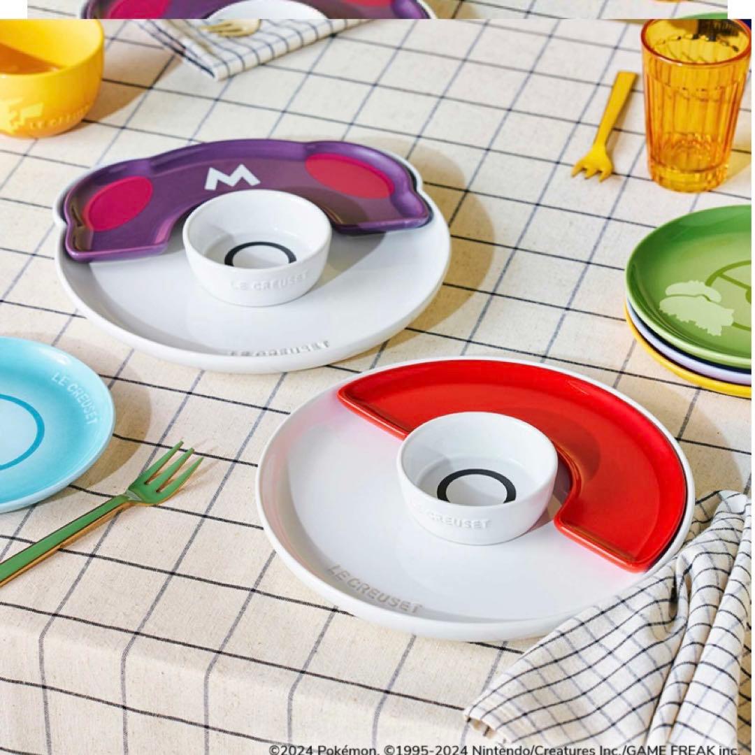 ①【ル・クルーゼ】ポケモン　テーブルウェア セット マスターボール
