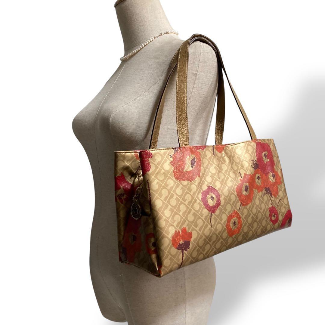 【保管品】ゲラルディーニ　ソフティ　トートバッグ　フラワー　花柄　ゴールド手提げ