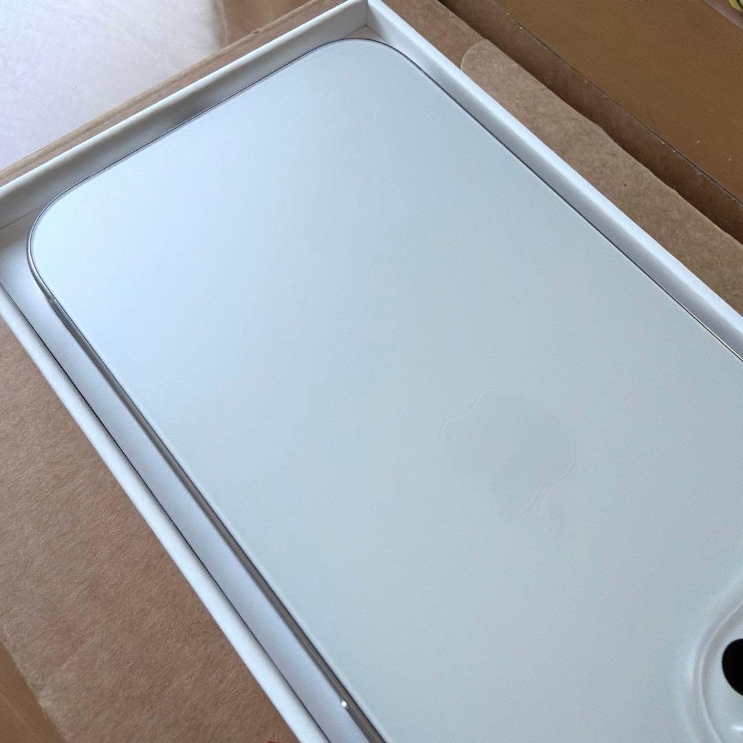 【美品】iPhone15 pro 512GB iPhone 本体　SIMフリー