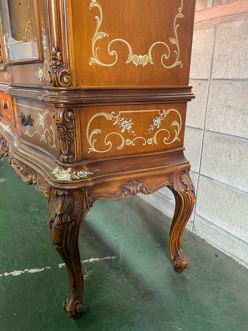 らんイタリア製　大型アンティークキャビネット