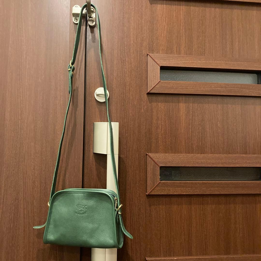 グリーンレザーショルダーバッグ イルビゾンテ
