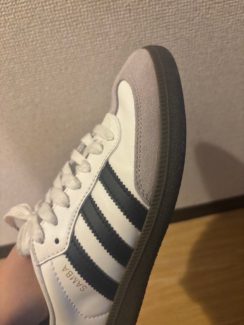靴 adidas SAMBA