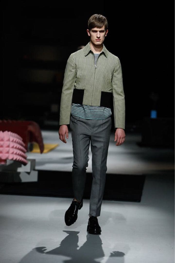 v　prada スラックス