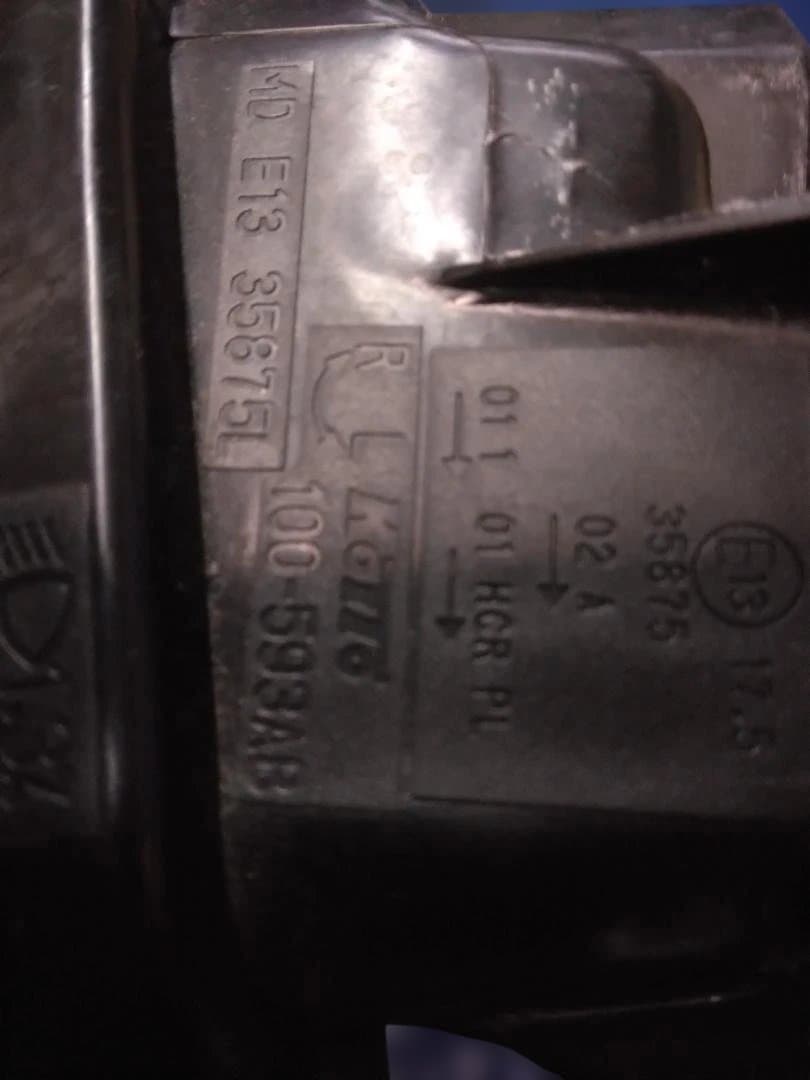 スズキ ソリオ MA37S ヘッドライト