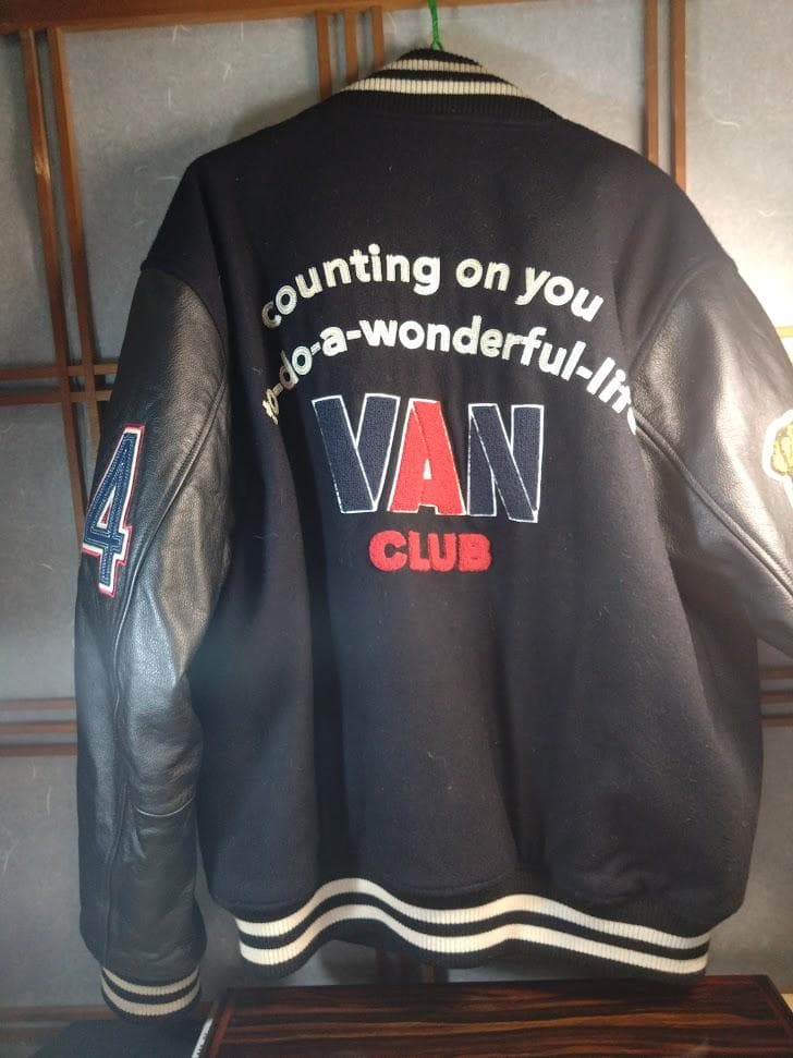 Van JACスタジャン ウールレザー