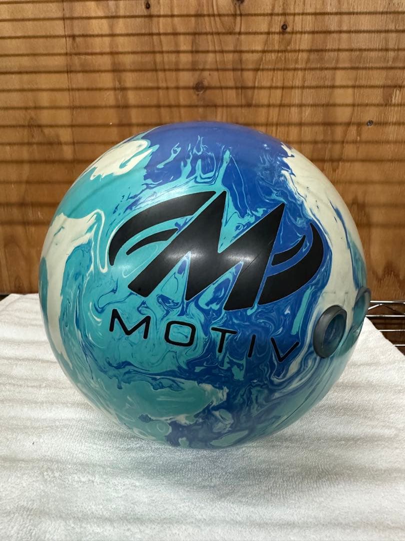 ⭐️美品⭐️ サブゼロフォージ　ボウリングボール　15ポンド