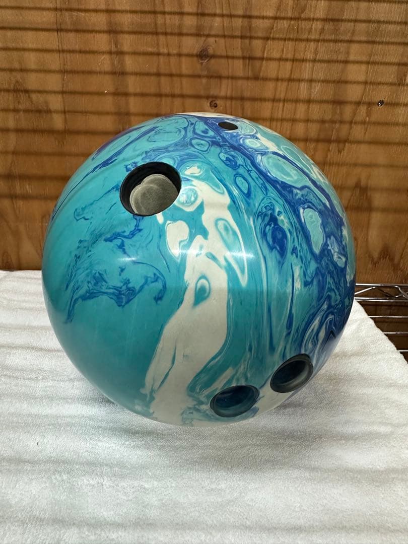 ⭐️美品⭐️ サブゼロフォージ　ボウリングボール　15ポンド