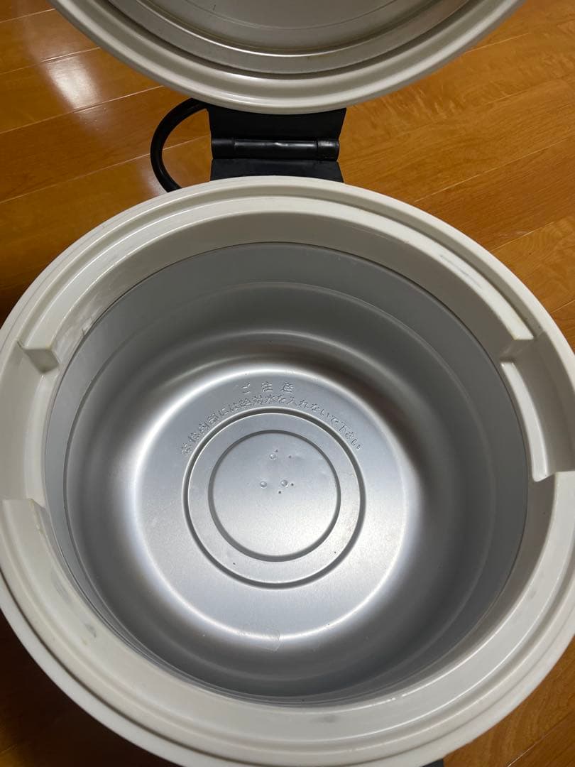 ５回のみ使用　タイガー電気ジャーJHA400-A型　4.0L　2升2合　美品