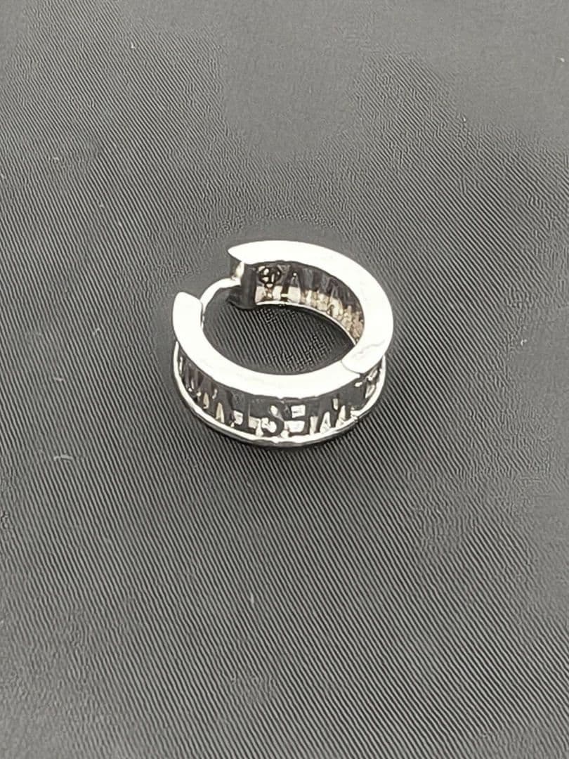 ✨美品 ヴィヴィアンウエストウッド 片耳用 シルバー ピアス メンズ 未使用級