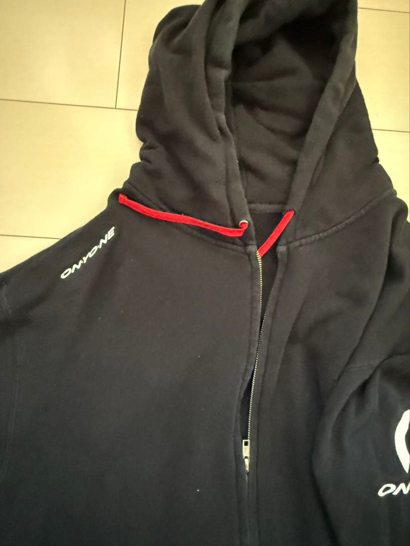 広島東洋カープONYONE　黒田博樹　パーカーXO