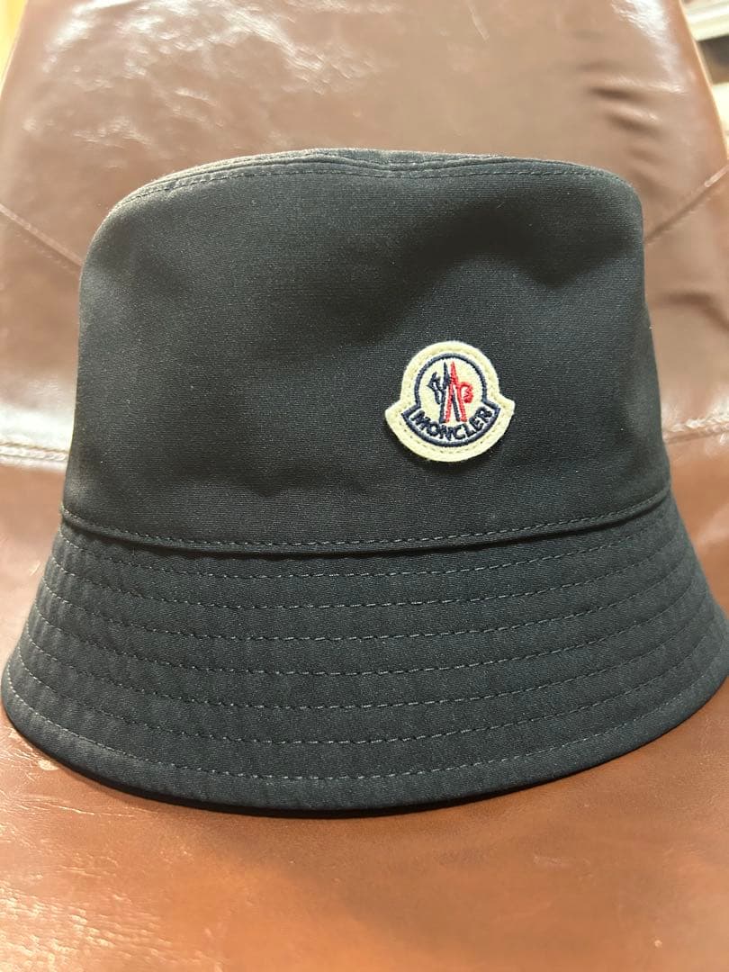 MONCLER ブラック バケットハット　S