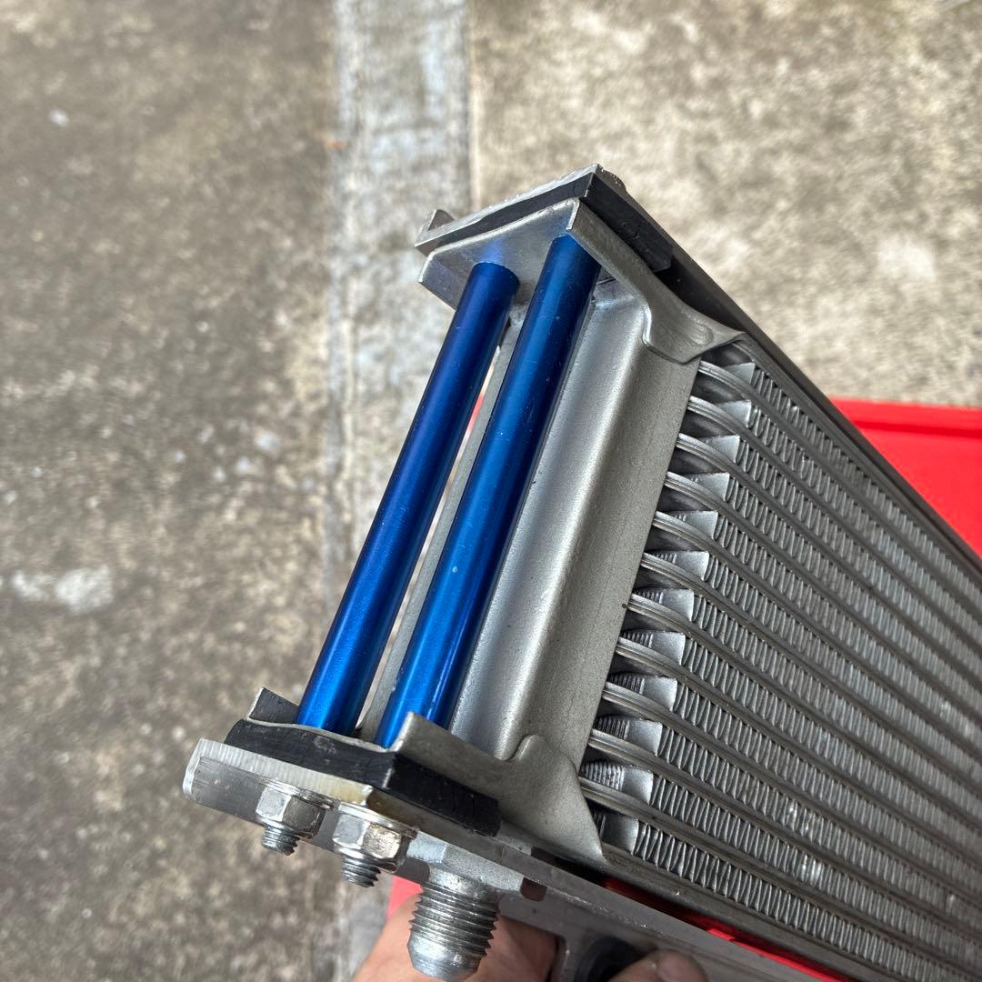 車種不明　オイルクーラー　13段 アクティブ？