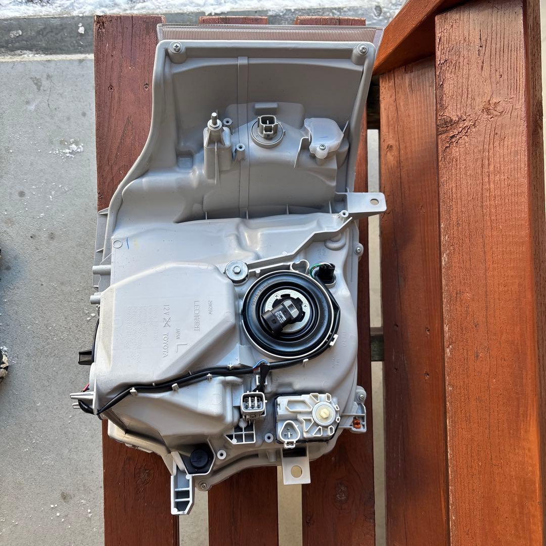 ヘッドライト クリアレンズ 2個セット左右一個ずつのセット