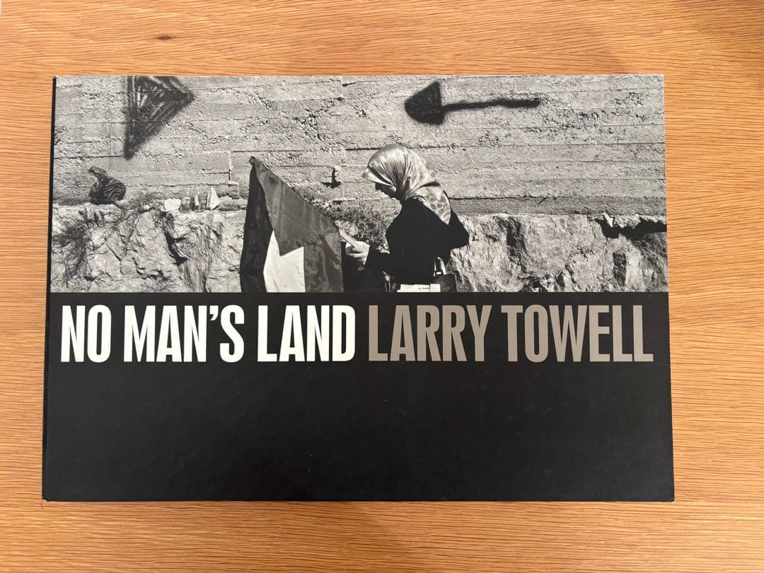 LARRY TOWELL 「NO MAN'S LAND」