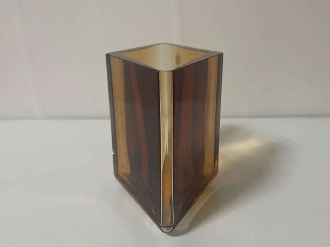 イッタラルーツRuutuフラワーベース廃盤デザート