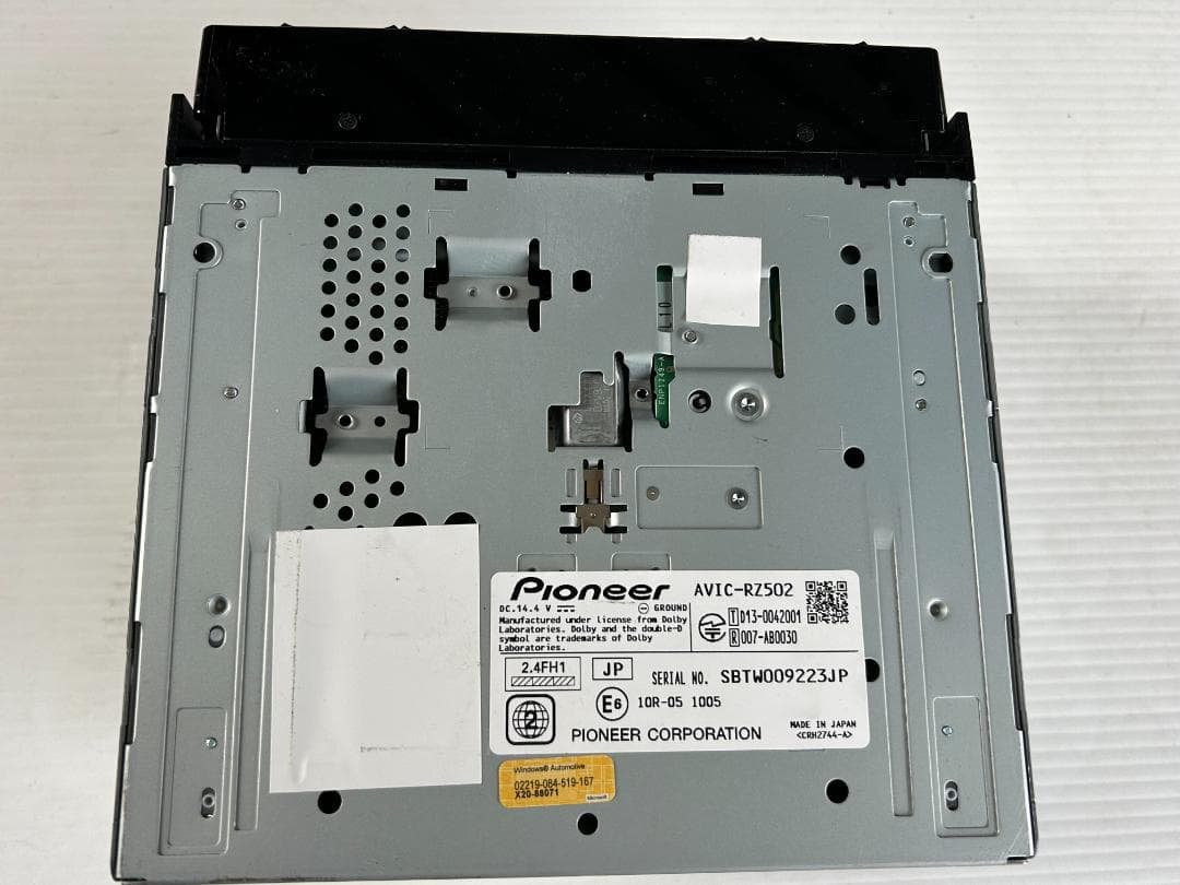carrozzeria 楽ナビ 型式 AVIC-RZ502