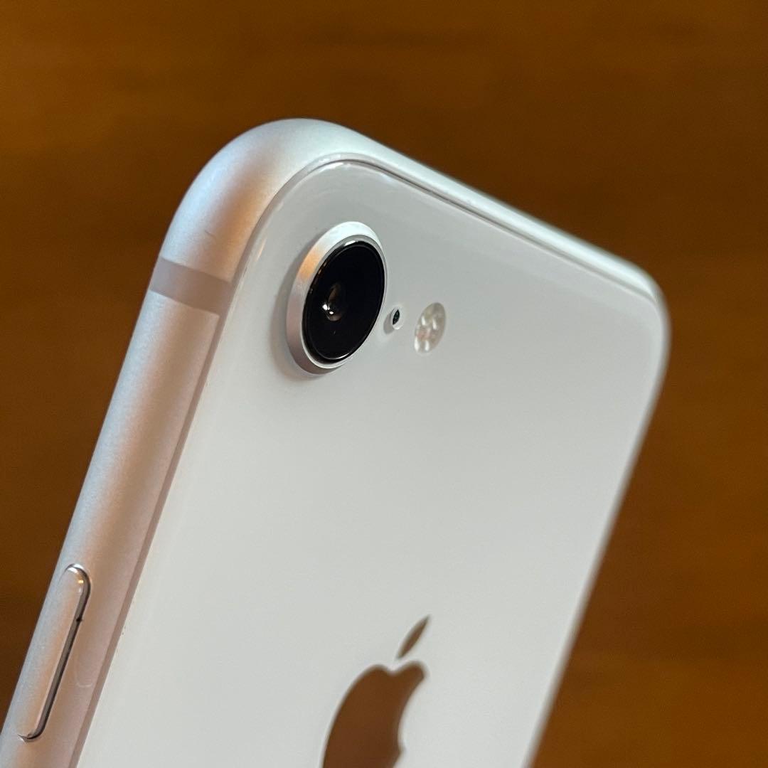 iPhone 8 64GB SIMフリー